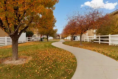 6618 S Scarsborough Ln, West Jordan, UT 84084 - Photo 42