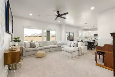 521 S Palm Ave, Washington, UT 84780 - Photo 4