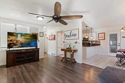 1545 E 975 N, Layton, UT 84040 - Photo 4