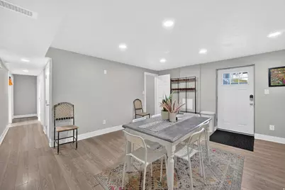 1798 E Sunrise Meadow Dr, Sandy, UT 84093 - Photo 18