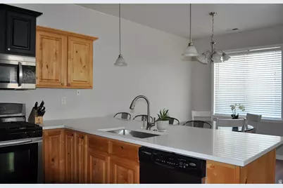19 S 1520 W, Pleasant Grove, UT 84062 - Photo 2