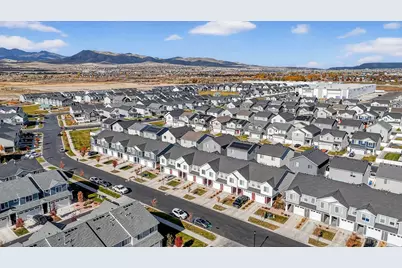 1154 E Trident Dr, Saratoga Springs, UT 84045 - Photo 6