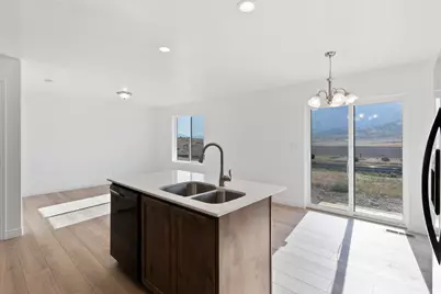 3864 S Woodland Ave #304, Mapleton, UT 84664 - Photo 2