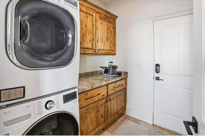 3297 N Layton Ridge Dr E, Layton, UT 84040 - Photo 36