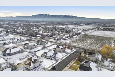 624 E 2100 N, North Logan, UT 84341 - Photo 40