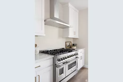 1562 E 3900 S #103, Millcreek, UT 84124 - Photo 12