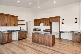 615 E 250 N, Providence, UT 84332 - Photo 12
