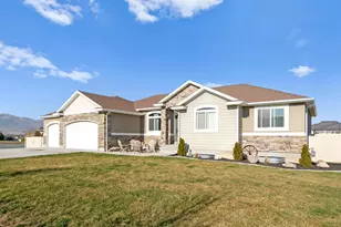 579 E Coach Ln S, Grantsville, UT 84029 - Photo 24