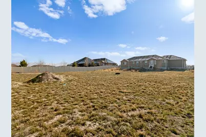 579 E Coach Ln S, Grantsville, UT 84029 - Photo 22