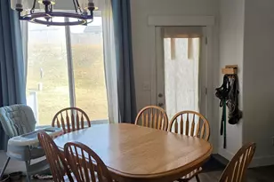 284 N Eaglewood Dr, Saratoga Springs, UT 84045 - Photo 6