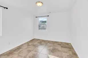 240 Grove Creek Dr, Pleasant Grove, UT 84062 - Photo 10