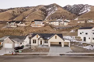 304 N Sherwood Dr, Providence, UT 84332 - Photo 48