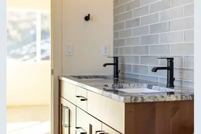 304 N Sherwood Dr, Providence, UT 84332 - Photo 22