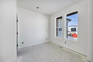 304 N Sherwood Dr, Providence, UT 84332 - Photo 16