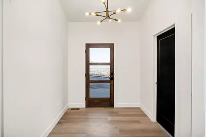 304 N Sherwood Dr, Providence, UT 84332 - Photo 4