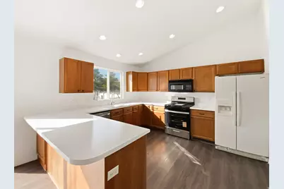 13584 S Santa Anita Ct, Herriman, UT 84096 - Photo 2