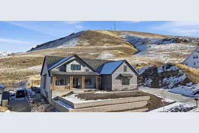 907 E 630 N, Hyde Park, UT 84318 - Photo 2