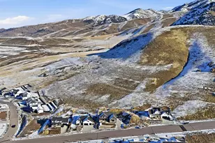 907 E 630 N, Hyde Park, UT 84318 - Photo 6