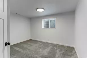 2571 W Surrey Rd, Taylorsville, UT 84129 - Photo 12