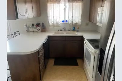 954 E 7725 S, Midvale, UT 84047 - Photo 12