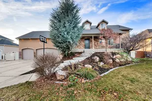 273 N 2975 W, Layton, UT 84041 - Photo 2