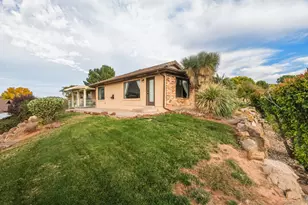 2360 S Hampton Rd, Saint George, UT 84770 - Photo 42