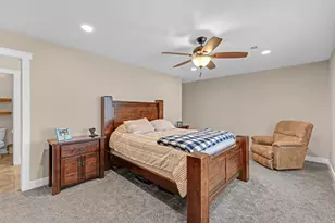 34 S 3600 W, Layton, UT 84041 - Photo 18