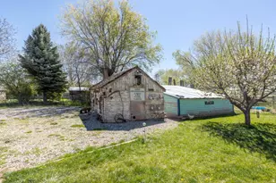 2017 N 2000 W, Farr West, UT 84404 - Photo 16