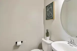 2956 S Willow Creek Dr, Saratoga Springs, UT 84045 - Photo 14