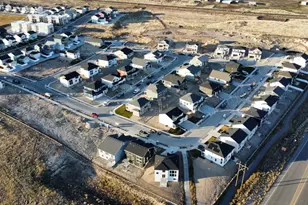 6949 W Farnsworth Peak Dr S, West Jordan, UT 84081 - Photo 4