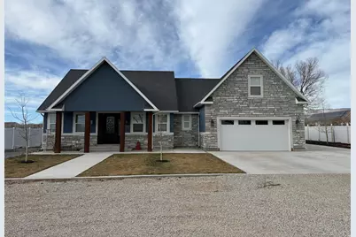 1163 N 3000 W, Vernal, UT 84078 - Photo 1