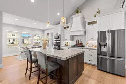 30 Pier Pl, Stansbury Park, UT 84074 - Photo 10