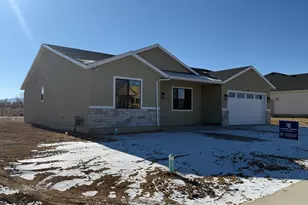 114 E 2000 S, Vernal, UT 84078 - Photo 2