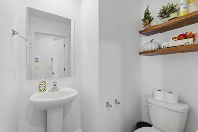 1252 W Hidden Spring Dr, Santaquin, UT 84655 - Photo 14