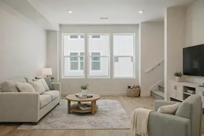 247 E 1850 N #4, North Ogden, UT 84414 - Photo 2