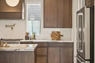 443 W 400 N, Salt Lake City, UT 84103 - Photo 10