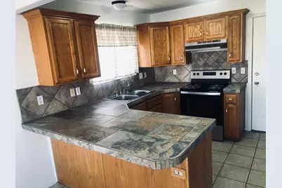 1074 E 660 N, Spanish Fork, UT 84660 - Photo 4