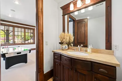 18 Snow Forest Ln, Sandy, UT 84092 - Photo 76