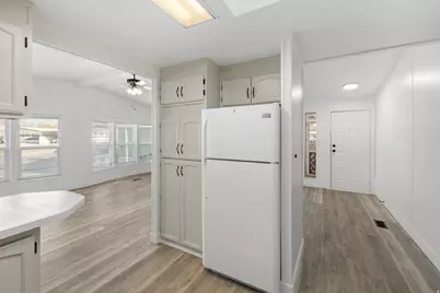 4405 S Vagabond Dr #114, Murray, UT 84107 - Photo 4