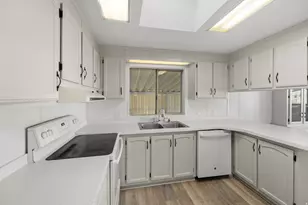 4405 S Vagabond Dr, Murray, UT 84107 - Photo 2