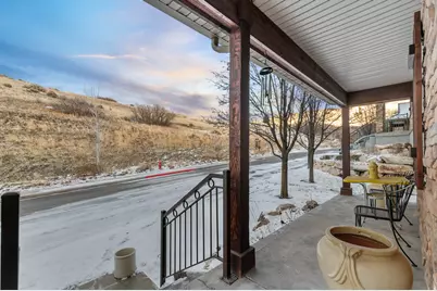 1370 E Meadow Valley Dr, Draper, UT 84020 - Photo 30