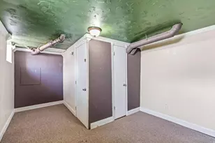 381 E 300 S, Logan, UT 84321 - Photo 18