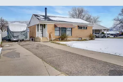 5170 S 600 W, Washington Terrace, UT 84405 - Photo 2