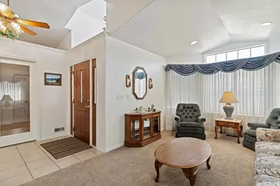 1783 W 5000 S, Roy, UT 84067 - Photo 4