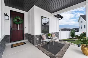 3727 S Larkspur Cir, Saratoga Springs, UT 84045 - Photo 2