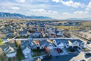 302 E Interlochen Ln N, Stansbury Park, UT 84074 - Photo 40