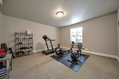 10804 S Hiddenwood Dr, Sandy, UT 84092 - Photo 36