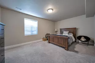 10804 S Hiddenwood Dr, Sandy, UT 84092 - Photo 32