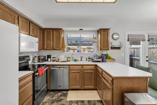 1425 E 5850 S, South Ogden, UT 84405 - Photo 6