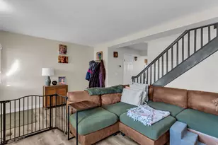 1425 E 5850 S, South Ogden, UT 84405 - Photo 4